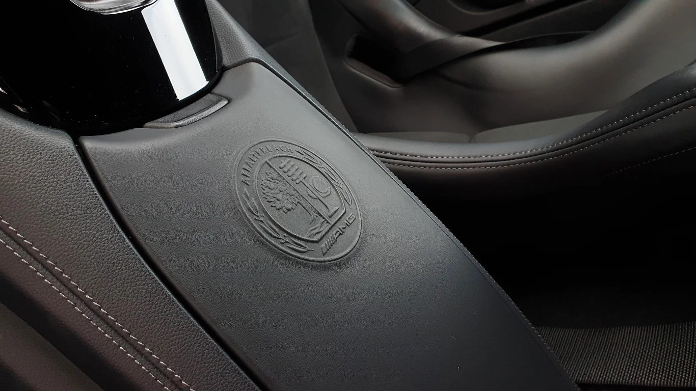 Mercedes-AMG GT R Mercedes-AMG GT R