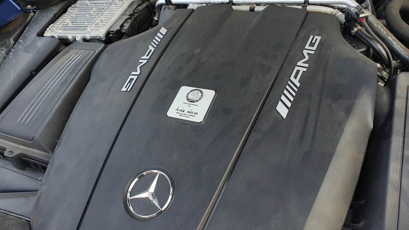 Mercedes-AMG GT R Mercedes-AMG GT R