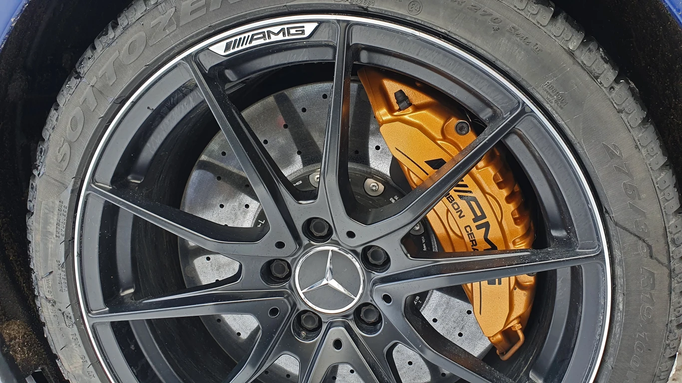 Mercedes-AMG GT R Mercedes-AMG GT R