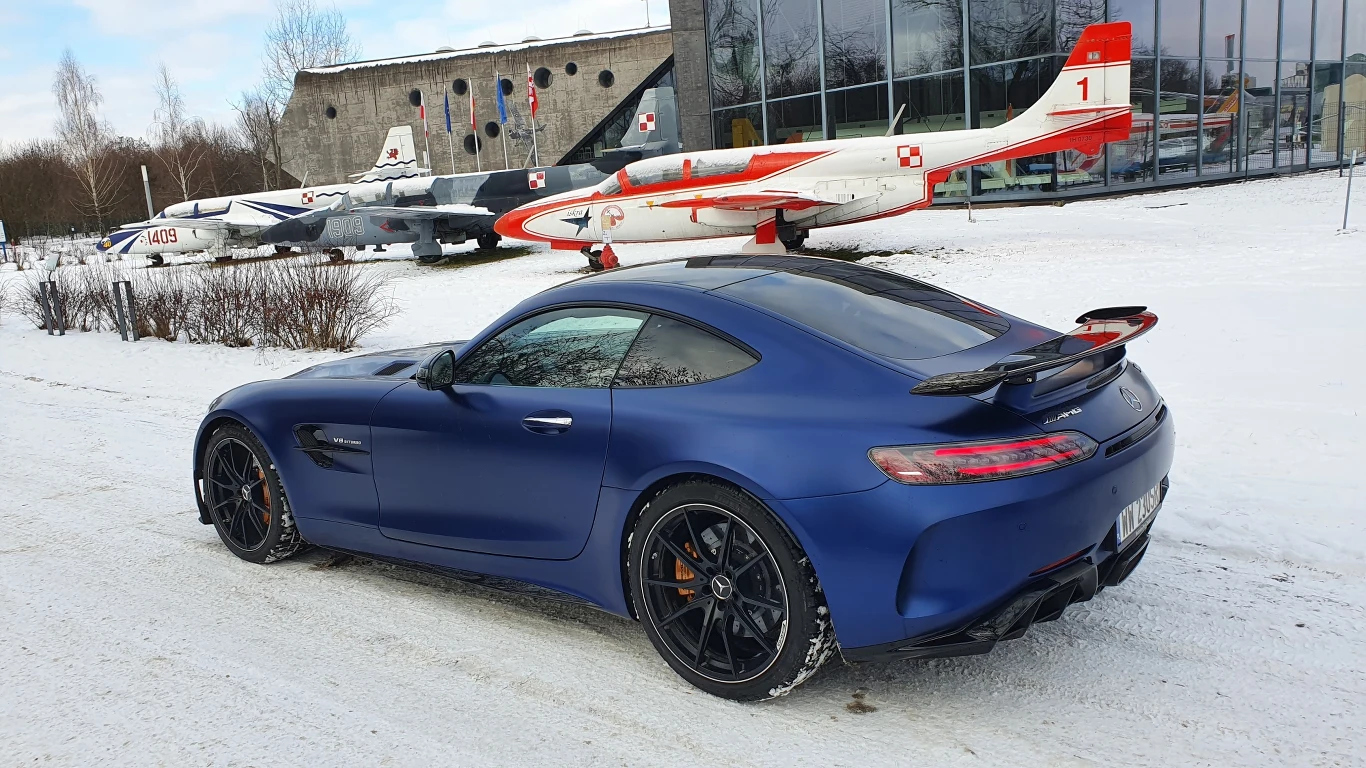 Mercedes-AMG GT R Mercedes-AMG GT R