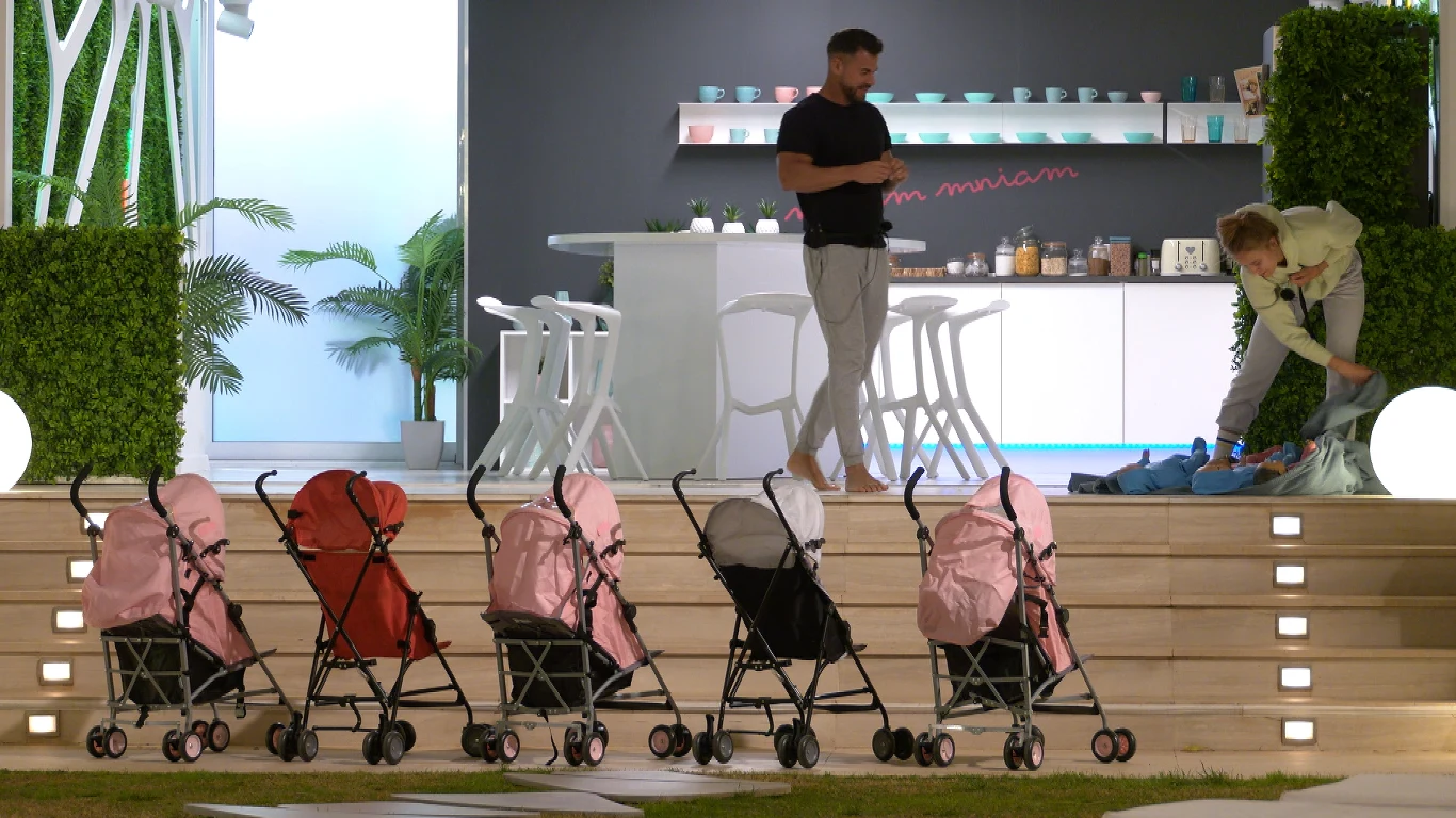 "Love Island. Wyspa Miłości" "Love Island. Wyspa Miłości"