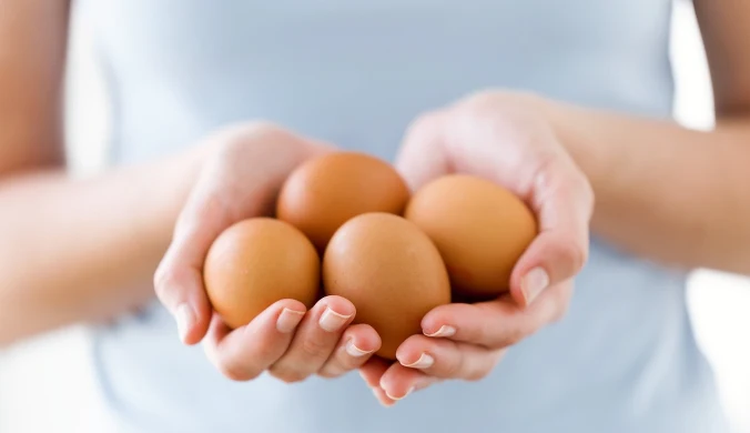 Jajka przez lata były na cenzurowanym, dziś wracają do łask. Czy naprawdę można je jeść codziennie bez obaw?