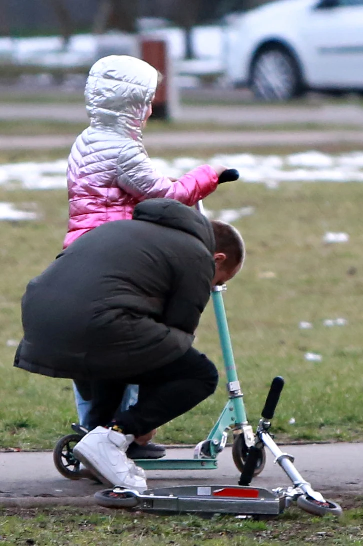 Marcin Hakiel z dziećmi Marcin Hakiel z dziećmi