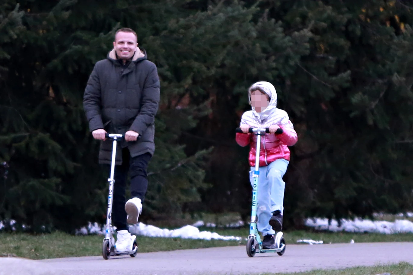 Marcin Hakiel z dziećmi Marcin Hakiel z dziećmi