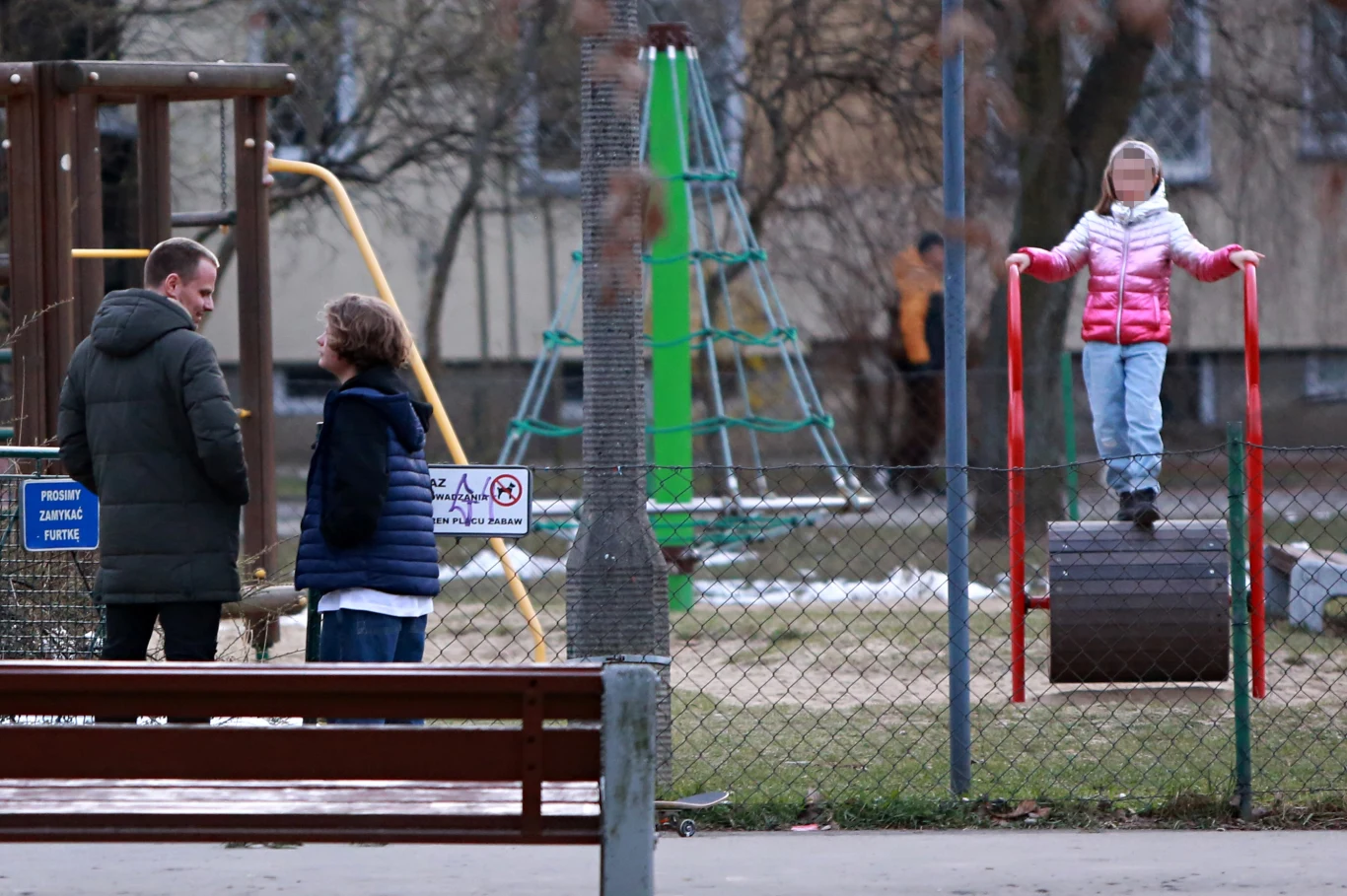 Marcin Hakiel z dziećmi Marcin Hakiel z dziećmi