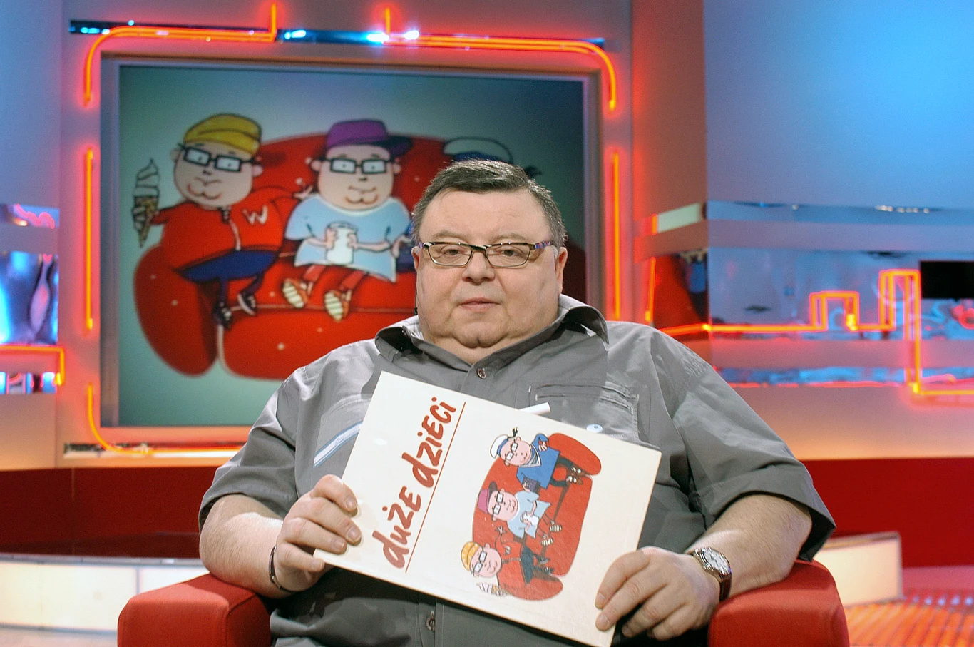 Wojciech Mann jako prowadzący program "Duże dzieci" Wojciech Mann jako prowadzący program "Duże dzieci"