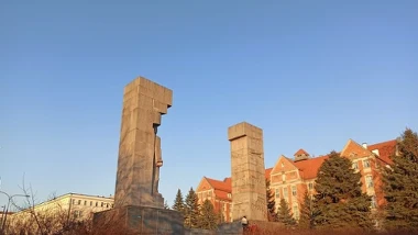 Spór o pamięć. Gdzie jest miejsce komunistycznych pomników?