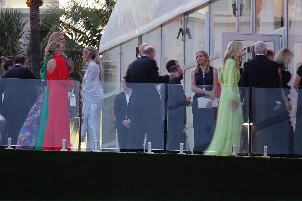 Goście na ślubie Brooklyna Beckhama i Nicoli Peltz Goście na ślubie Brooklyna Beckhama i Nicoli Peltz