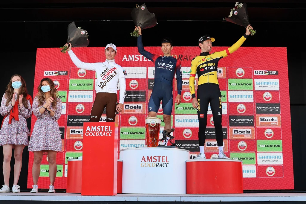 Michał Kwiatkowski na najwyższym stopniu podium Amstel Gold Race Michał Kwiatkowski na najwyższym stopniu podium Amstel Gold Race