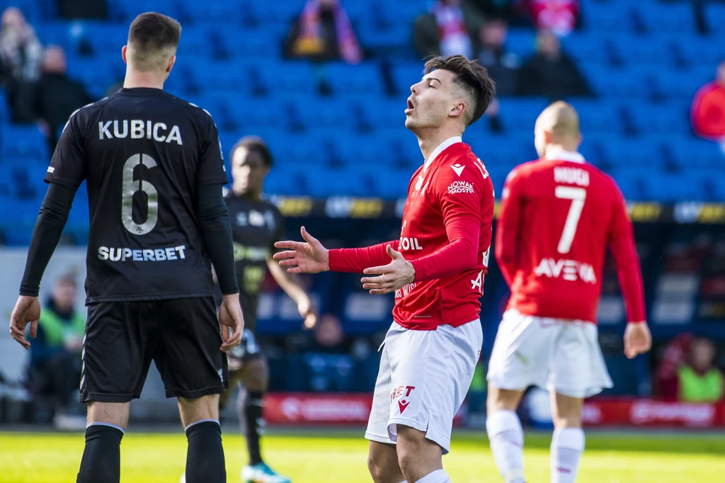 Luis Fernandez nie zagra do końca sezonu Luis Fernandez nie zagra do końca sezonu