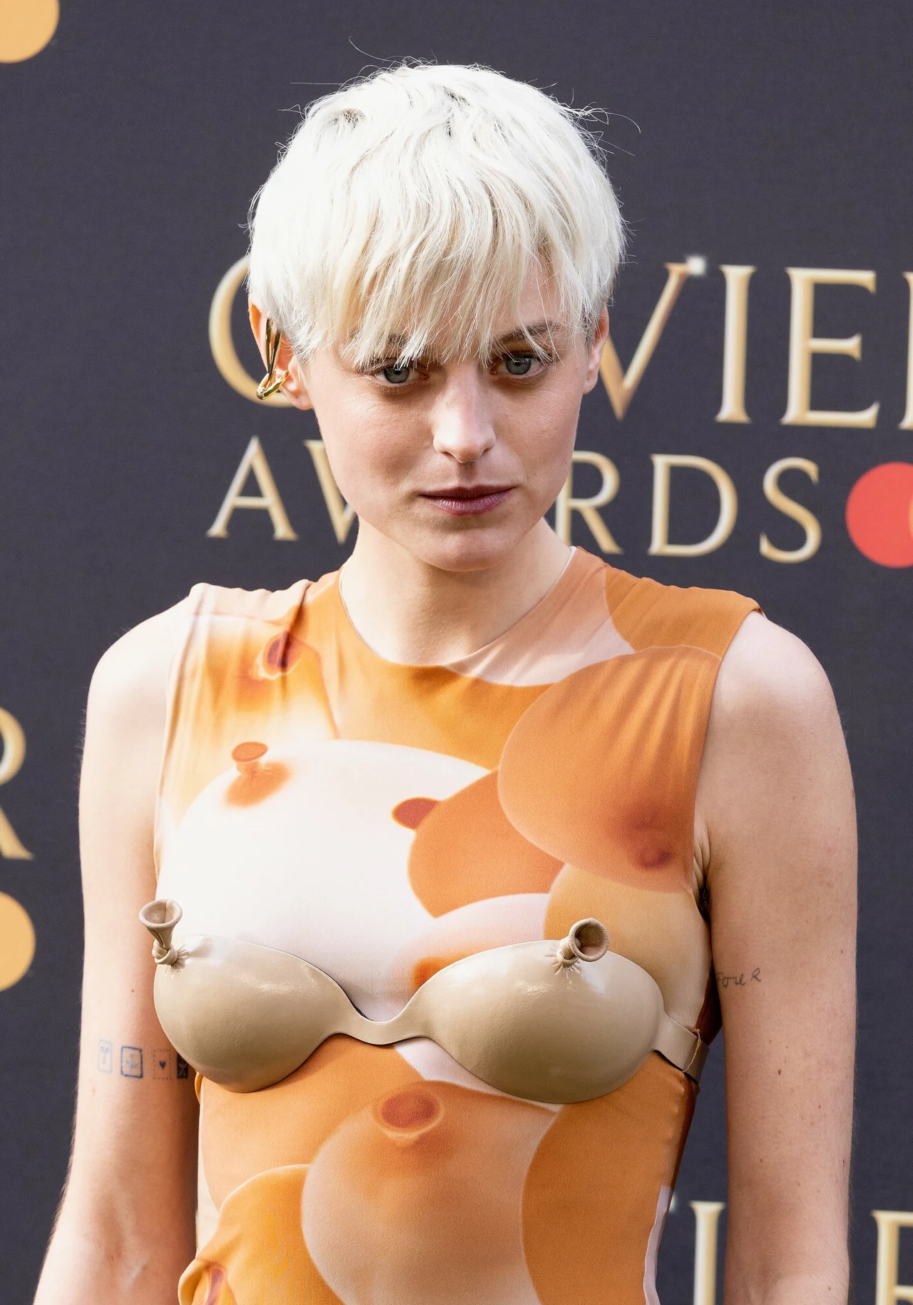 Emma Corrin Emma Corrin