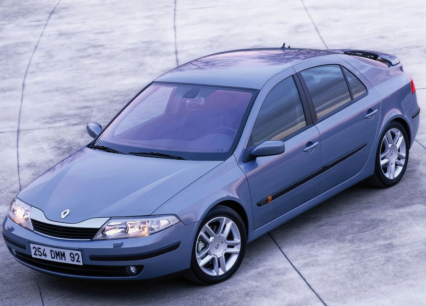 Renault Laguna - 23 700 zarejestrowanych w Polsce egzemplarzy z LPG Renault Laguna - 23 700 zarejestrowanych w Polsce egzemplarzy z LPG