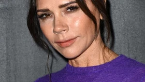 Victoria Beckham na ślubie syna. Oczarowała w srebrnej sukni