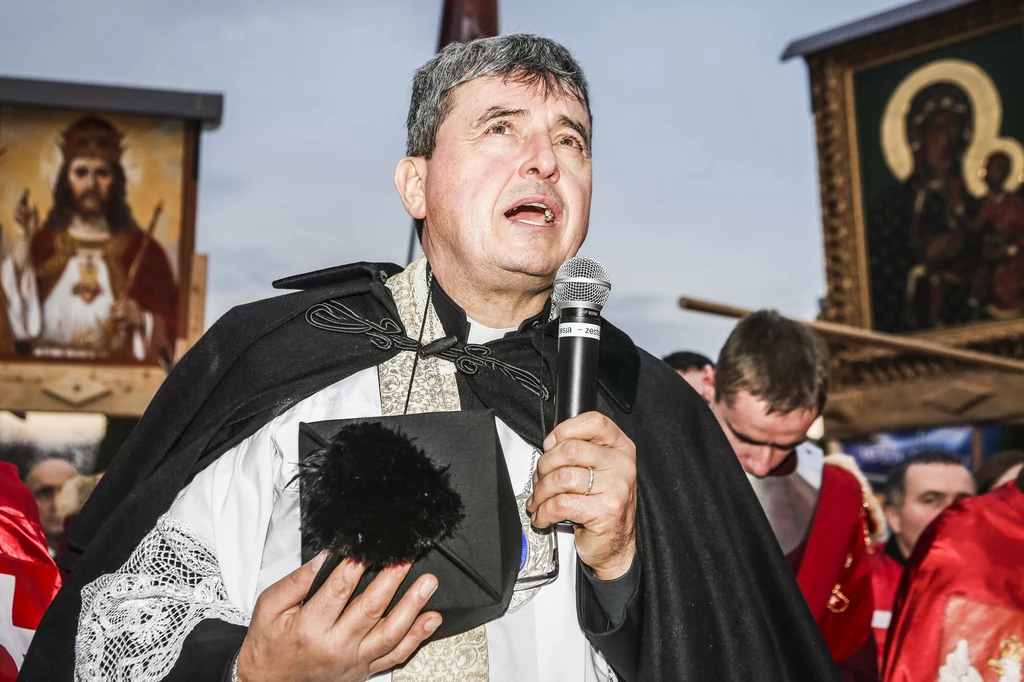 11 kwietnia w Sądzie Rejonowym w Suchej Beskidziej ruszył proces księdza Natanka