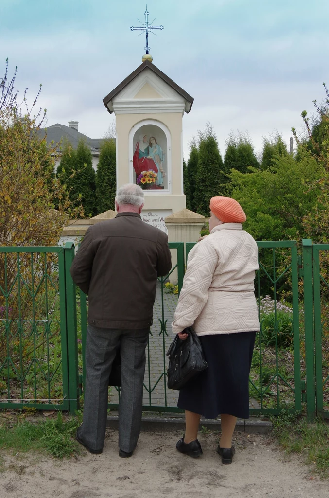W Prostyniu nie brakuje wiernych, którzy codziennie oddają cześć świętej Annie, babce Jezusa 