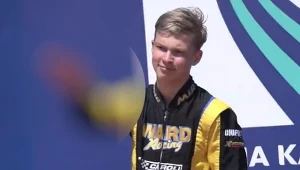 Artem Seweriuchin na najwyższym stopniu podium  