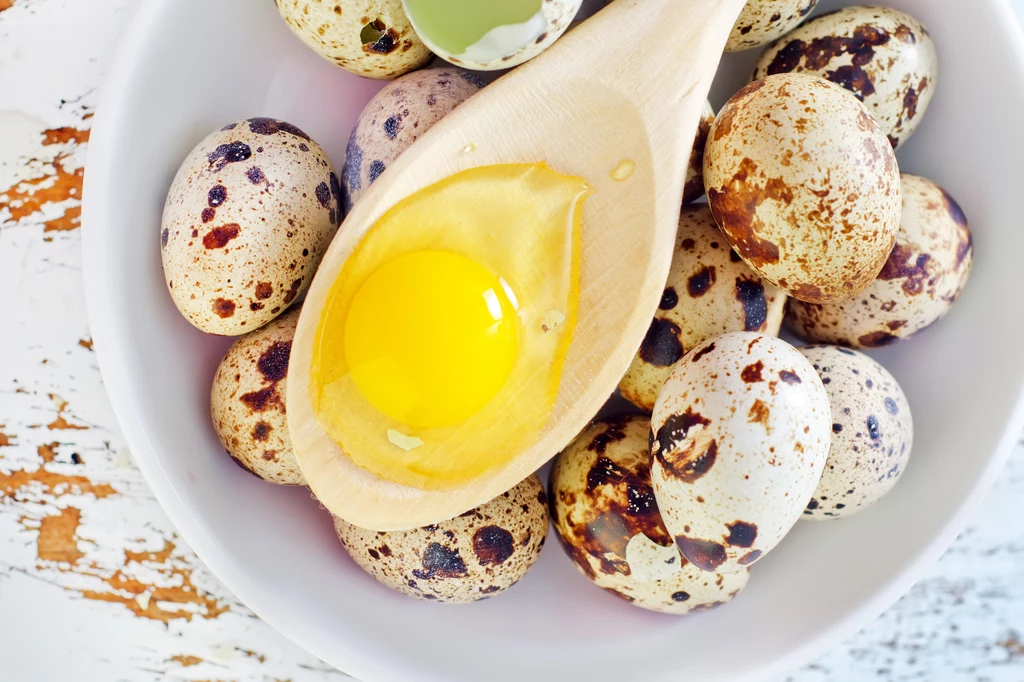 Poznaj właściwości jajek przepiórczych i wprowadź je do swoich posiłków
