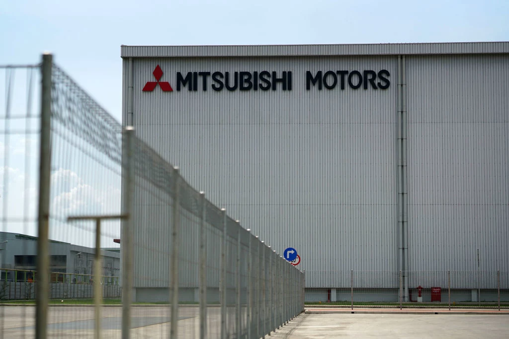 Mitsubishi wstrzymuje produkcję w Rosji