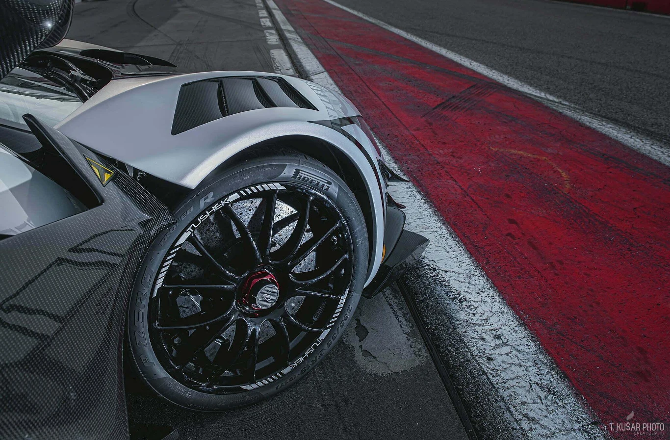 Tushek TS900 Apex