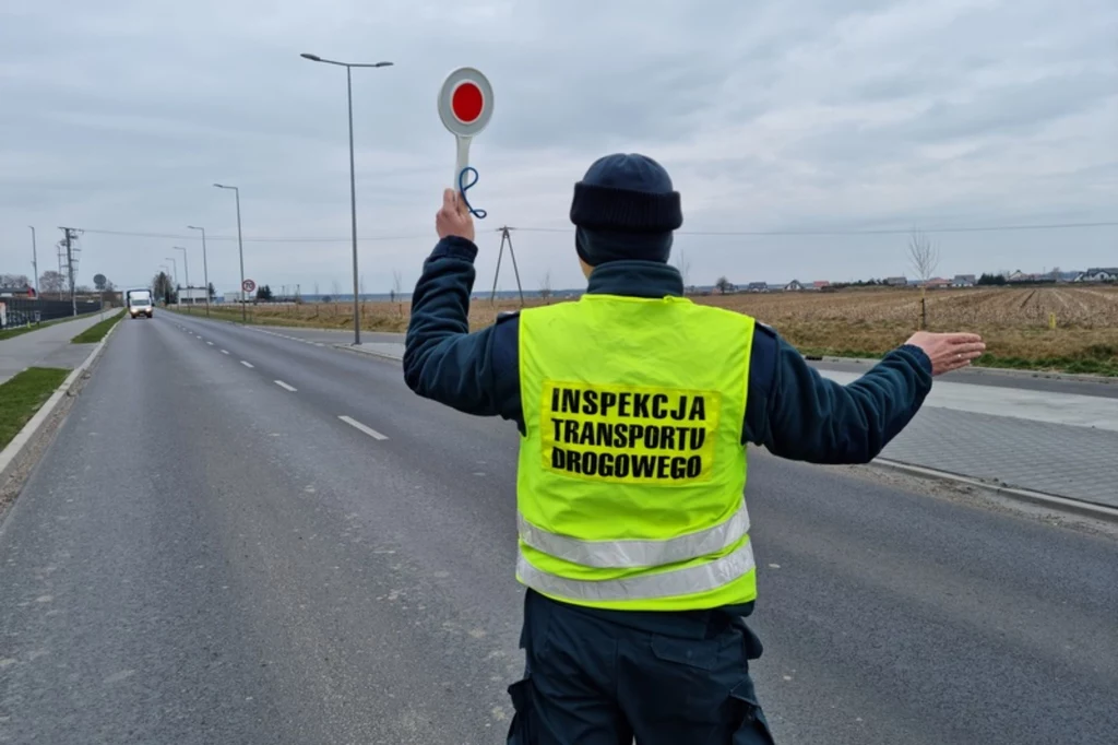 W całej Polsce ITD szuka inspektorów do pracy. Ile można zarobić i jakie są wymagania stawiane kandydatom?