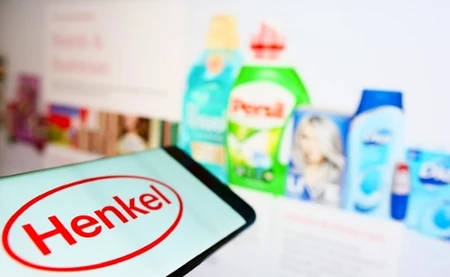 Henkel nadal działa w Rosji.