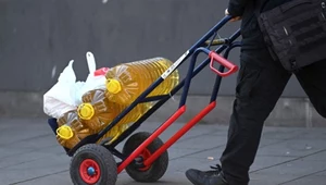 W niemieckich supermarketach od tygodni trudno jest kupić olej słonecznikowy