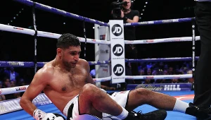 Amir Khan na deskach w walce z Samuelem Vargasem