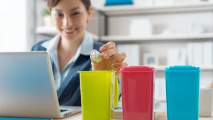 40 proc. Polaków jest za zakazem produkcji materiałów, których nie można recyklingować