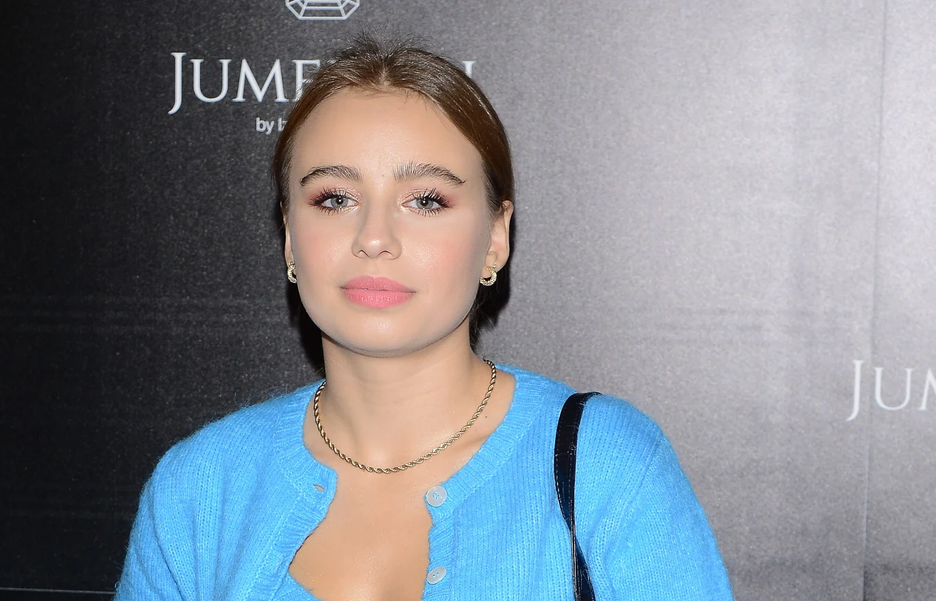 Oliwia Bieniuk Oliwia Bieniuk