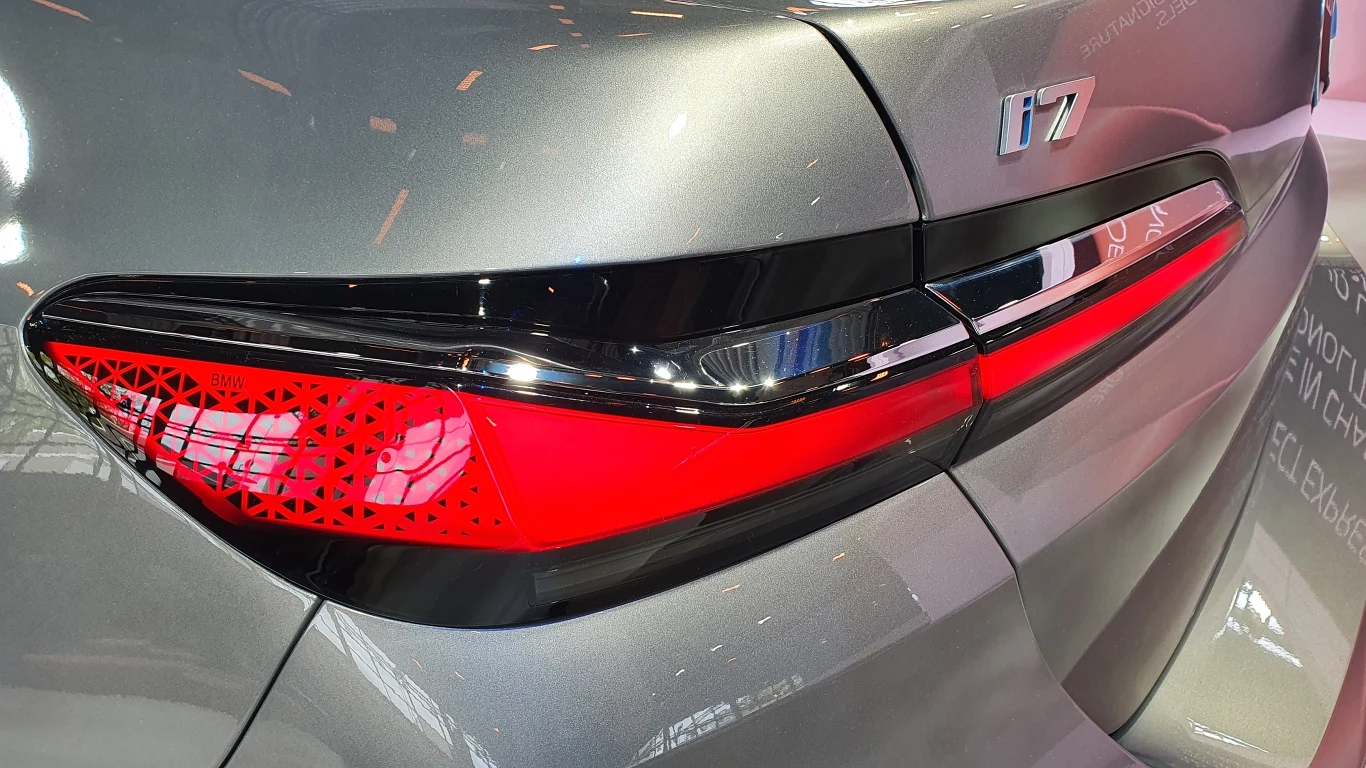 Premiera BMW serii 7 oraz i7