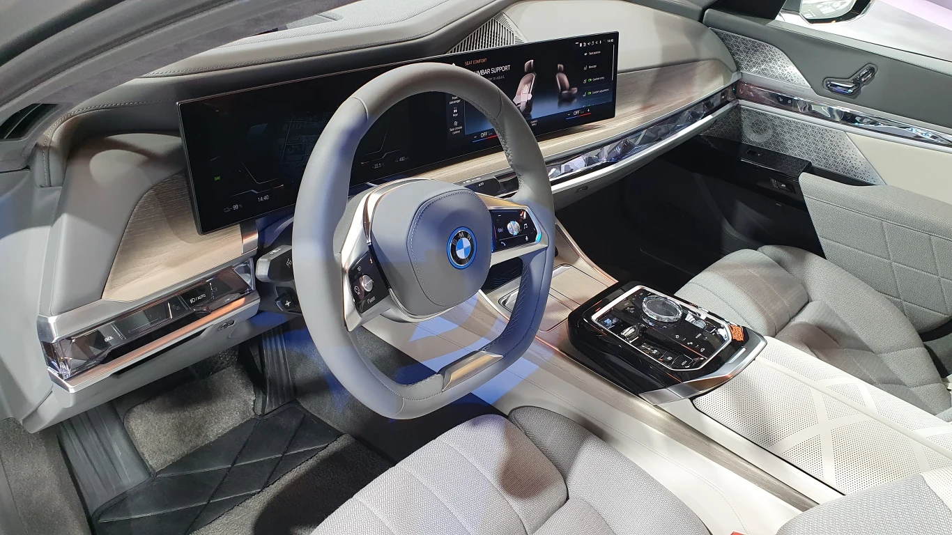 Premiera BMW serii 7 oraz i7