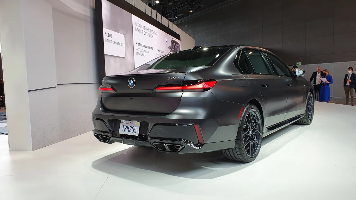 Premiera BMW serii 7 oraz i7