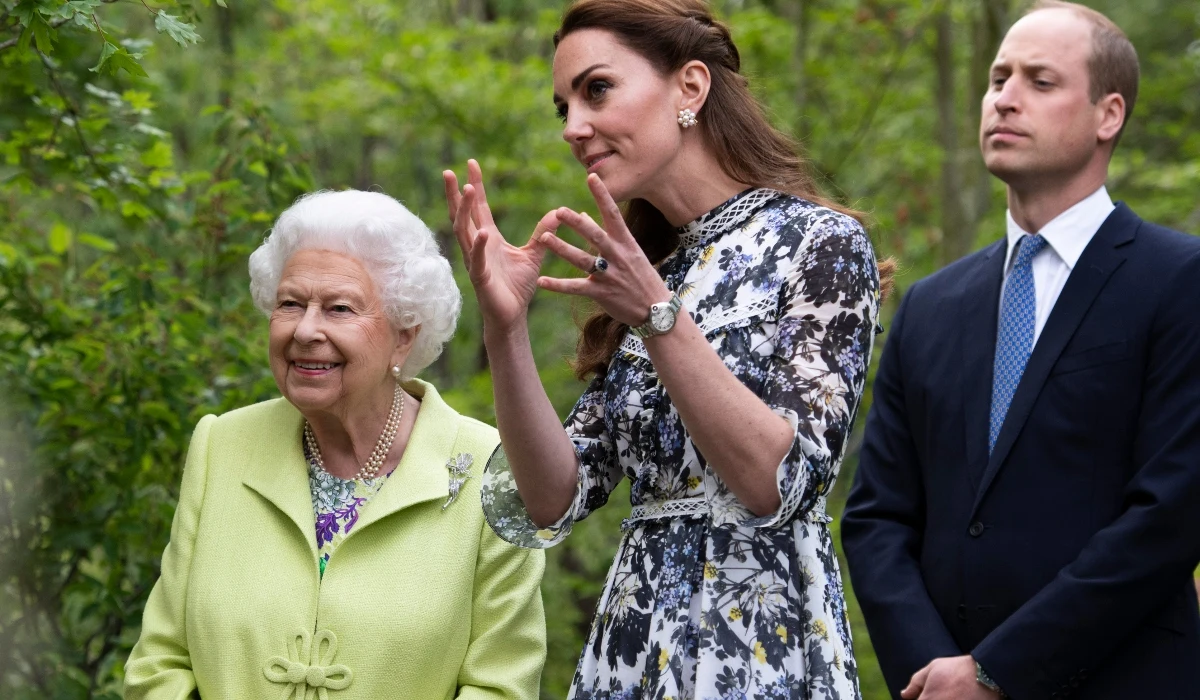 Królowa Elżbieta II Królowa Elżbieta II