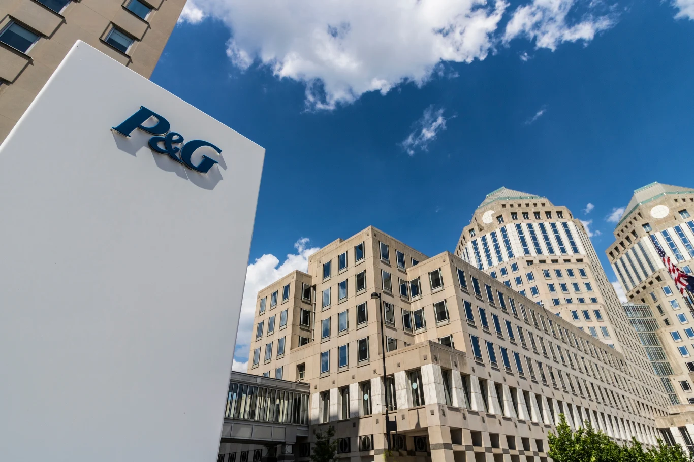 Procter & Gamble planuje masowe zwolnienia. Pracę stracą tysiące osób Procter & Gamble planuje masowe zwolnienia. Pracę stracą tysiące osób