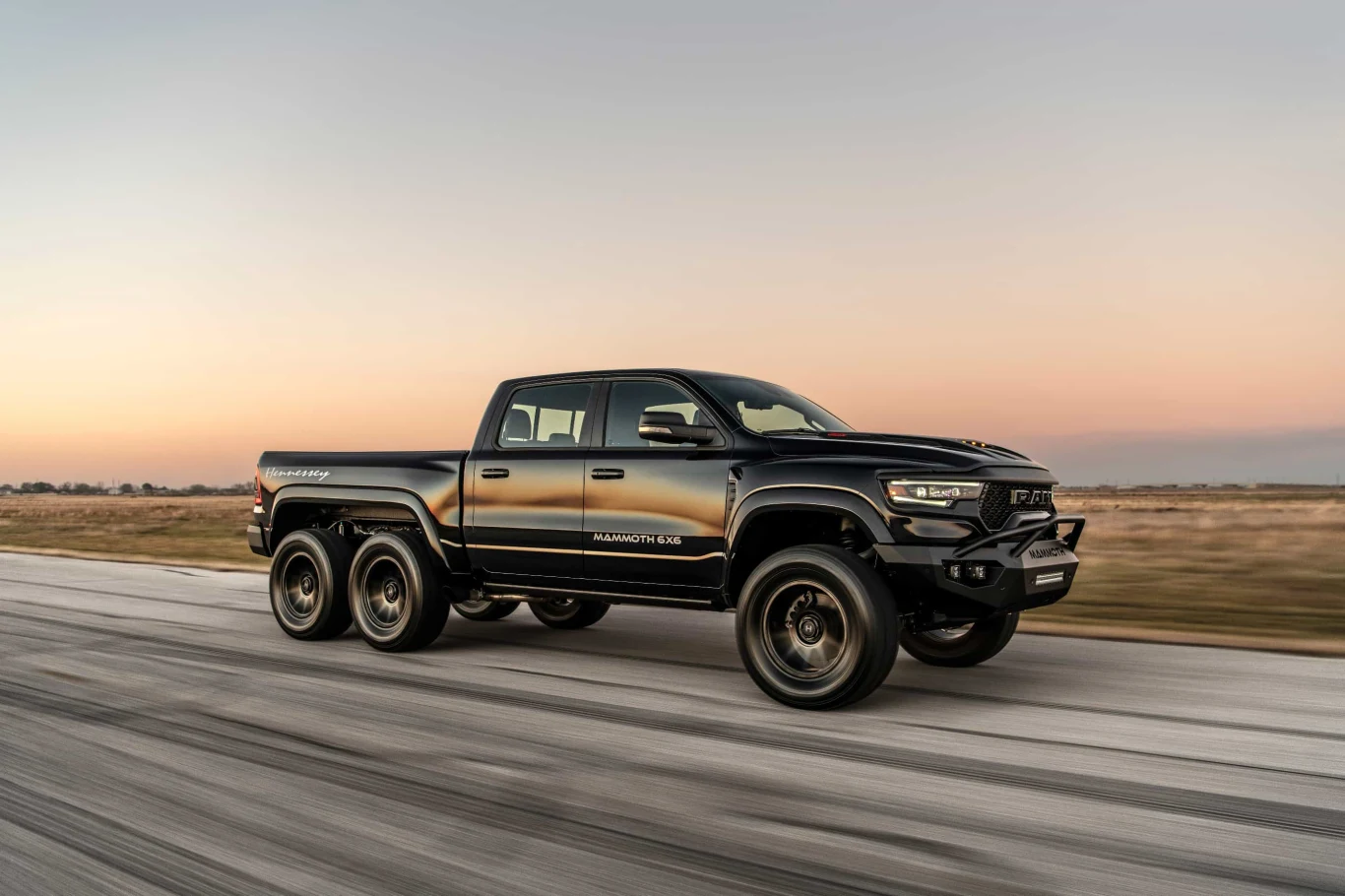 Hennessey Mammoth 1000 6x6 TRX 