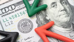 Fed straszy rynki stopami