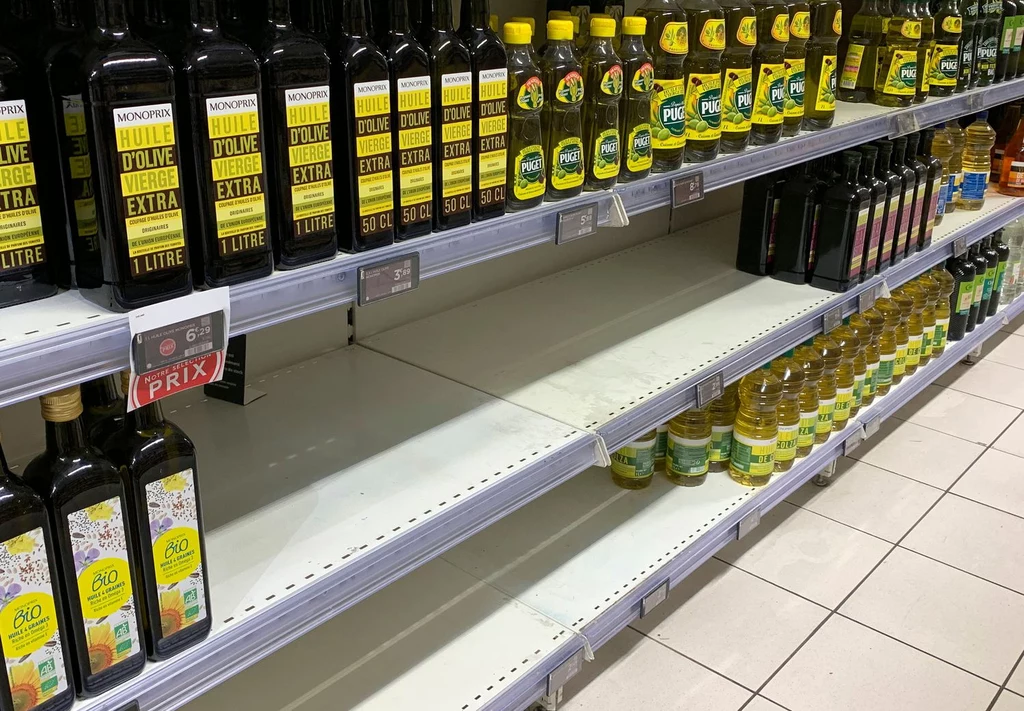 Ograniczona podaż skłania sklepy do wprowadzenia limitów zakupowych (zdj. ilistracyjne)