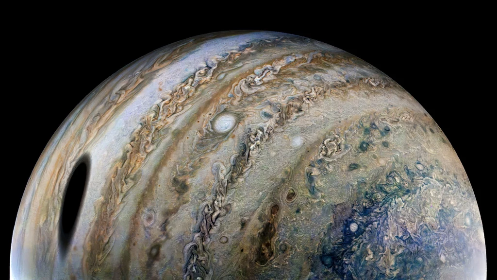 Jak brzmi Jowisz? Voyager 1 zarejestrował tajemnicze sygnały.