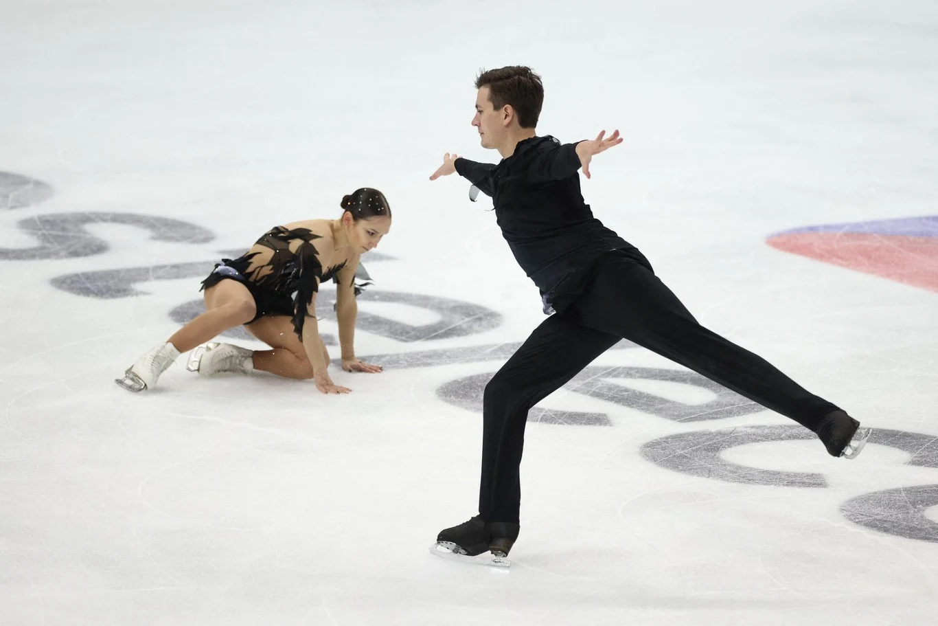 Daria Pawliuczenko i Denis Chodykin Daria Pawliuczenko i Denis Chodykin