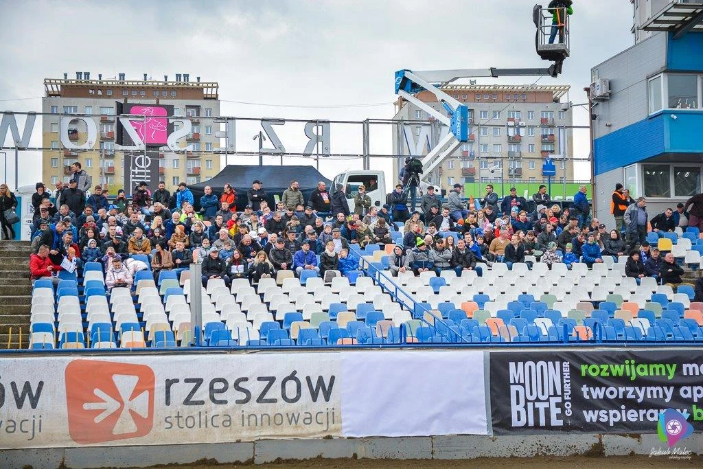 Kibice Texom Stali Rzeszów