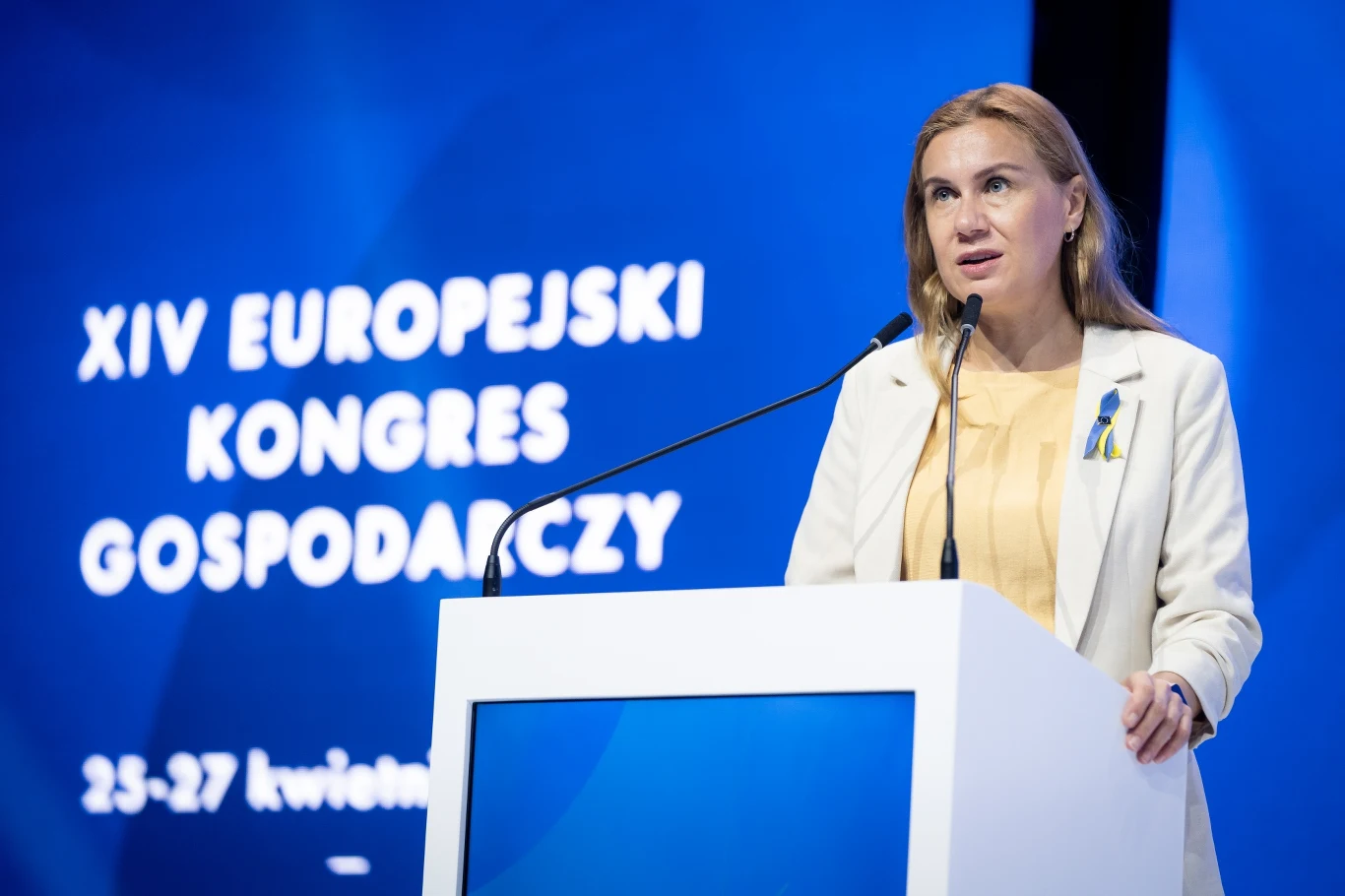 W rozmowie z Dominiką Tarczyńską z Polsat News podczas Europejskiego Kongresu Gospodarczego 2022 w Katowicach Kadri Simson podkreślała, że wojna w Ukrainie nie odwołuje głównego zagrożenia dla naszej planety W rozmowie z Dominiką Tarczyńską z Polsat News podczas Europejskiego Kongresu Gospodarczego 2022 w Katowicach Kadri Simson podkreślała, że wojna w Ukrainie nie odwołuje głównego zagrożenia dla naszej planety
