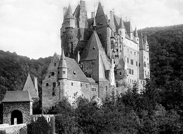 Zamek Eltz w 1900 r.
