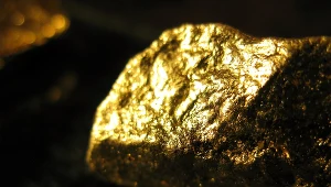 Spadkowy początek tygodnia na metalach szlachetnych