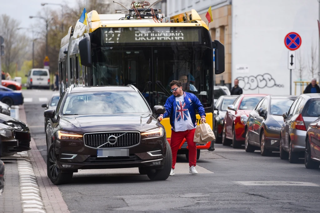Partner aktorki zablokował ostatnio warszawską ulicę