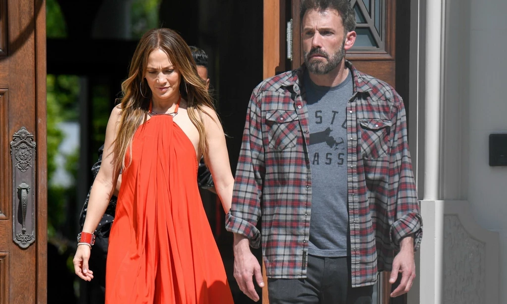 Jennifer Lopez i Ben Affleck na spacerze