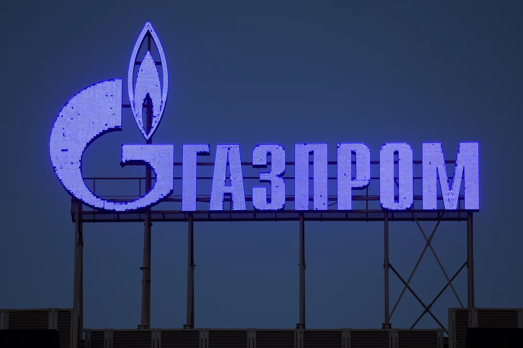 Logo Gazpromu. Koncern jest jednym z głównych dostawców gazu ziemnego do krajów UE.