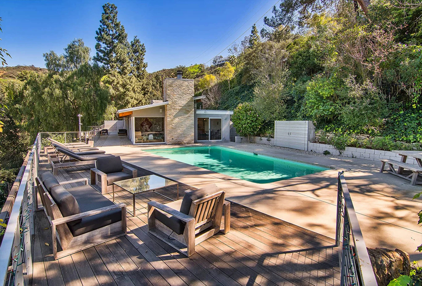 Sprzedany dom Elliot Page Sprzedany dom Elliot Page