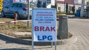 Problemy z dostawami LPG pojawiły się niedługo po wybuchu wojny, ale były spowodowane zakupową paniką