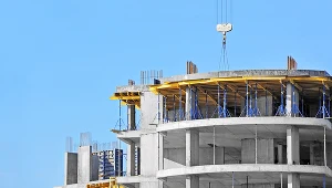 Warunki techniczne, jakim powinny odpowiadać budynki i ich usytuowanie, to pakiet przepisów regulujących projektowanie, wznoszenie, przebudowy i remonty wszystkich budynków nadziemnych i podziemnych