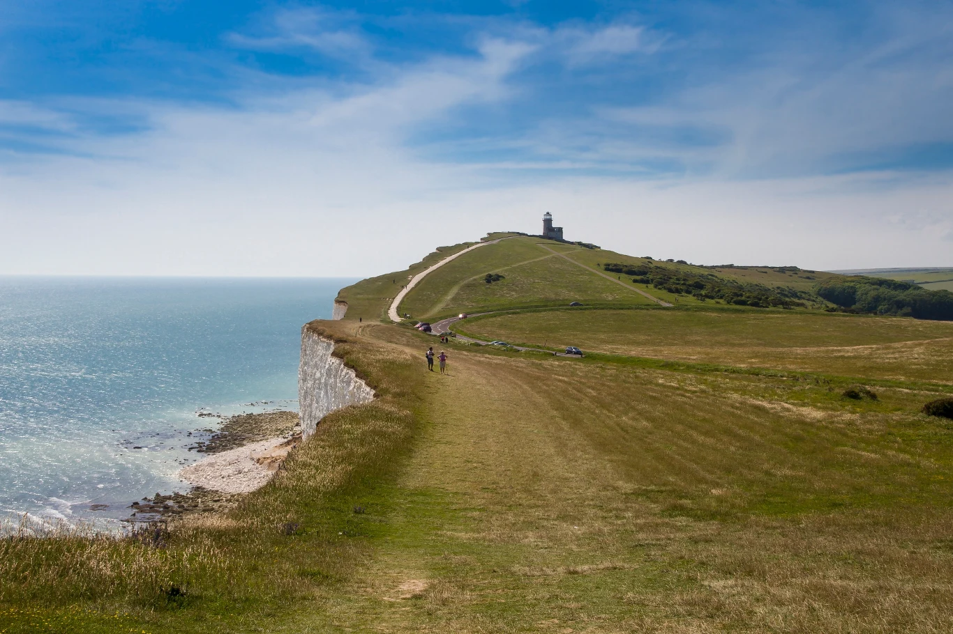 Trasa South Downs Way w Anglii to nie tylko zapierające dech w piersiach widoki, ale także spory kawałek historii. Byle tylko nie trafić na angielską pogodę Trasa South Downs Way w Anglii to nie tylko zapierające dech w piersiach widoki, ale także spory kawałek historii. Byle tylko nie trafić na angielską pogodę